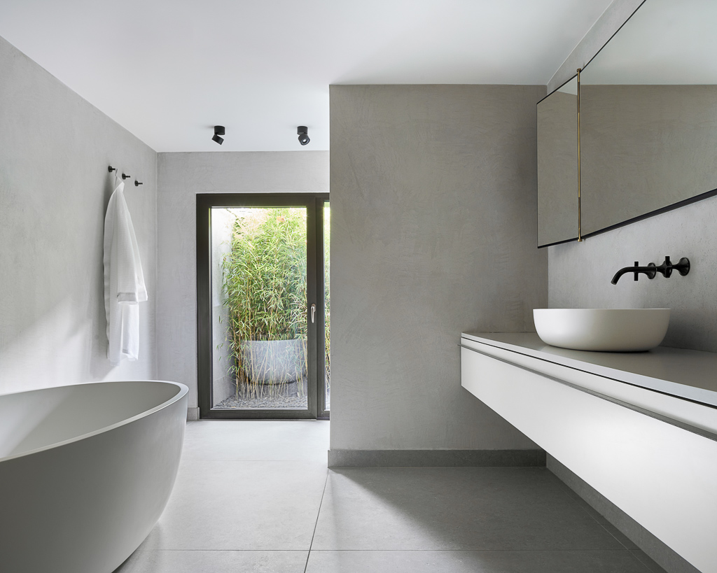 Haus Bruno Lambart in Düsseldorf / Badezimmer fotografiert von Architekturfotograf Annika Feuss aus Köln