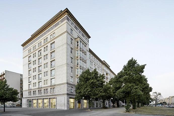 New Order Bikestore in Berlin, Altbau, Architekturfotograf Annika Feuss Köln