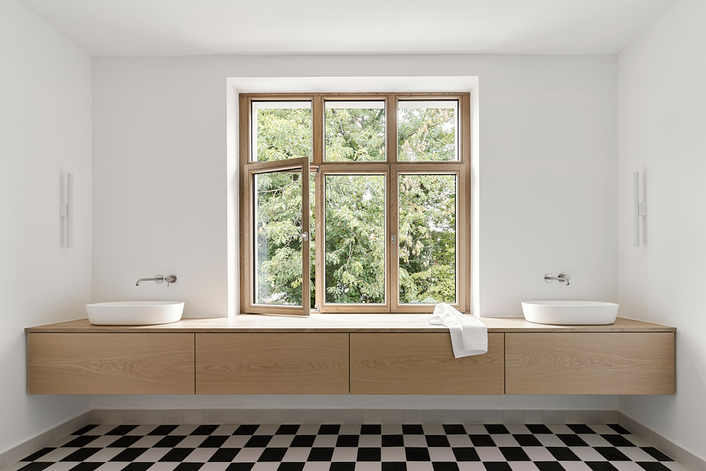 Theodor und Friederike, Zwei Stadthäuser in Düsseldorf Kaiserswerth, Badezimmer, Architekturfotograf Annika Feuss Köln